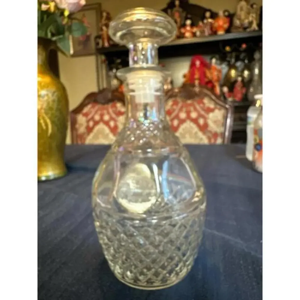 Glass vintage Crown Royal, etched Crown & Grapes decanter clear original stopper